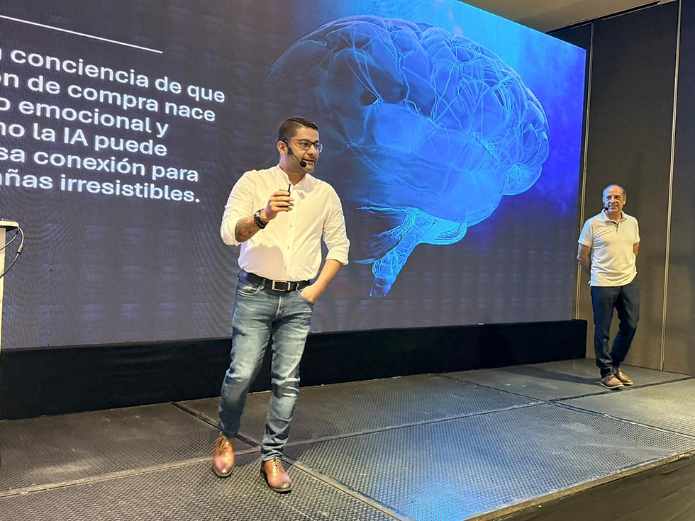 Marketing Tech Summit El Salvador: Por qué la IA necesita emoción para conquistar audiencias