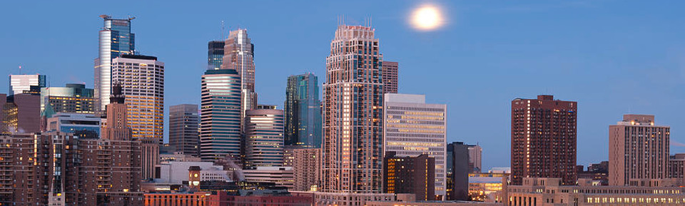 minneapolis-minnesota-skyline-jenniferphotographyimaging.jpeg