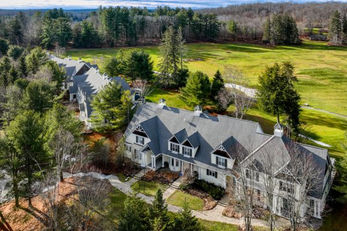 Discover Muskoka Luxury at the Villas of The Lake Joseph Club