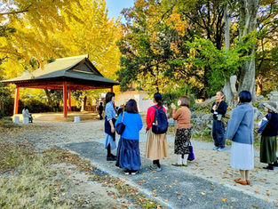 岡山芸術交流2025パブリックプログラム「みる×対話アートツアー」