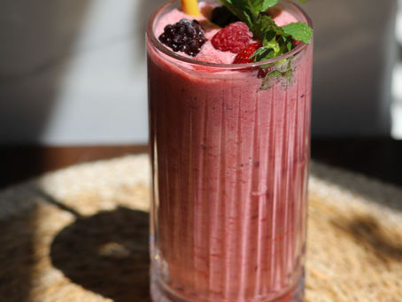 Smoothie aux Myrtilles et Vanille Bourbon : Une Recette Express 🍇✨