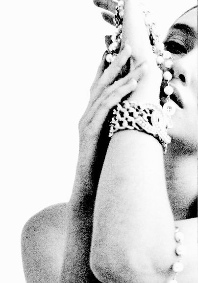 CHANELChampaign Black and White Master photo by Fanco Lai, a project using model Body form with CHANEL Costume Jewellery to create a Art form for the shots