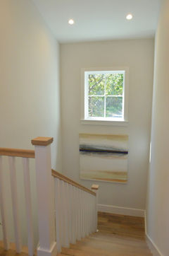 17 104 Laurel_IntStairTop.jpg