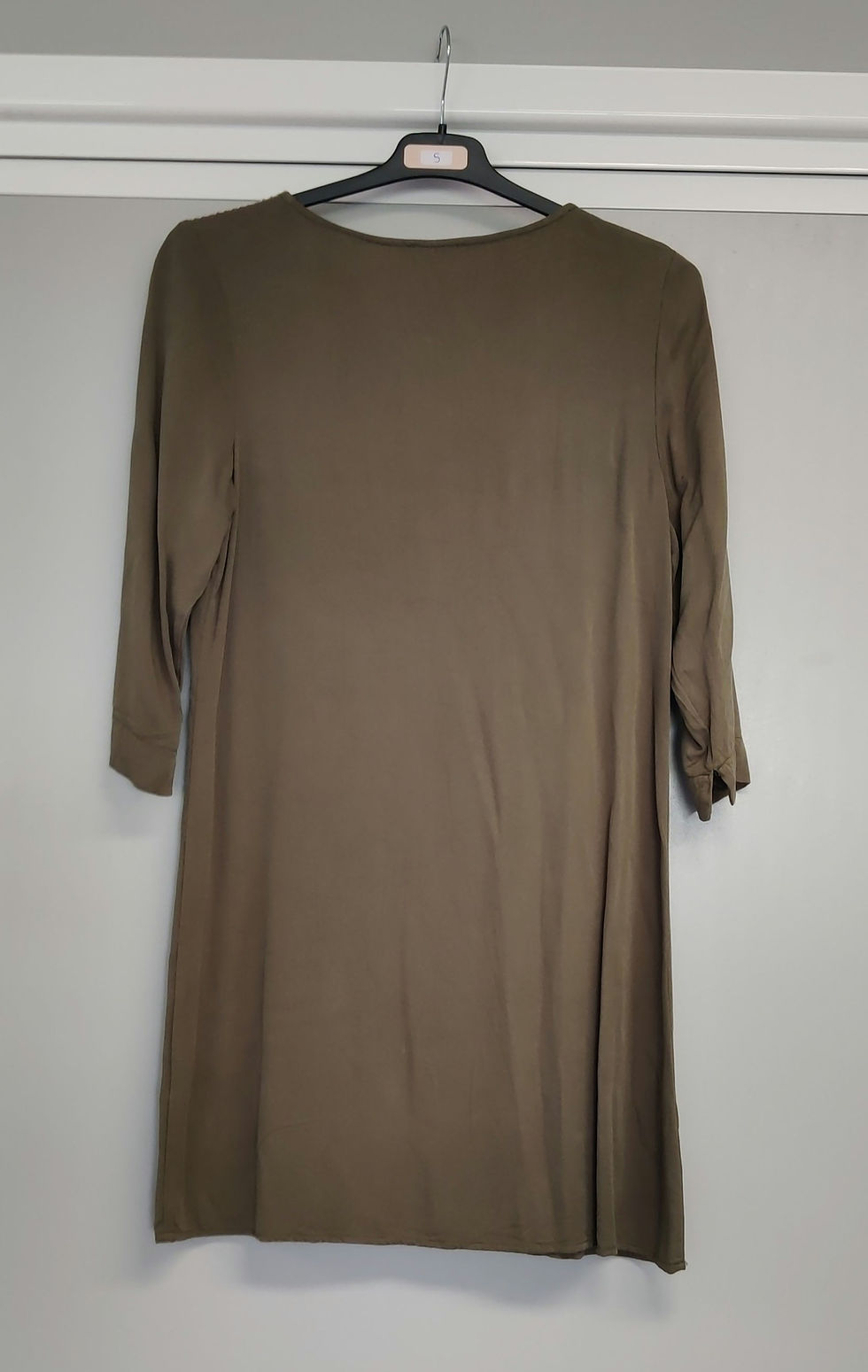 Miniature : Robe verte kaki 