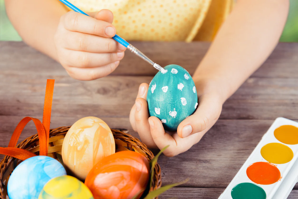 EGG DECORATING PARTY!