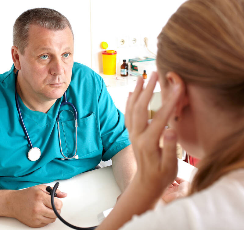 seeing a chiropractor or doctor for migraine