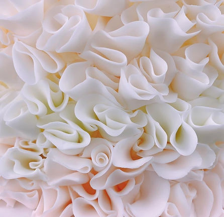 Handmade sugarpaste cake ruffles