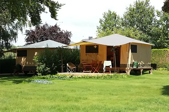 camping de la roche martin les locatifs 2.webp
