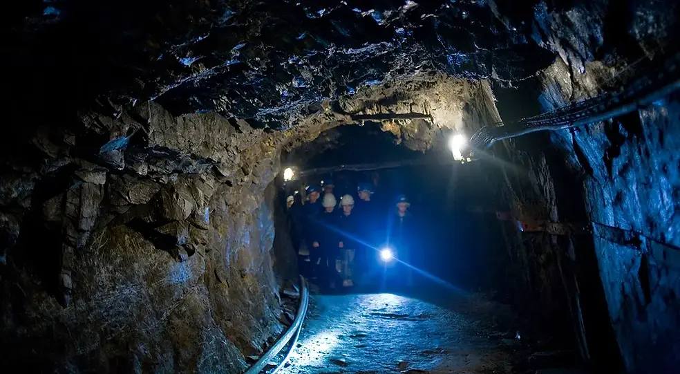 La Mine bleue Visite guidée en plein coeur d'une mine d'ardoise_edited.webp