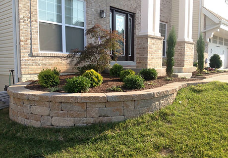 Retaining-Wall-and-Landscaping.jpg