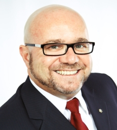Phd Dr. Iran José Oliveira Silva