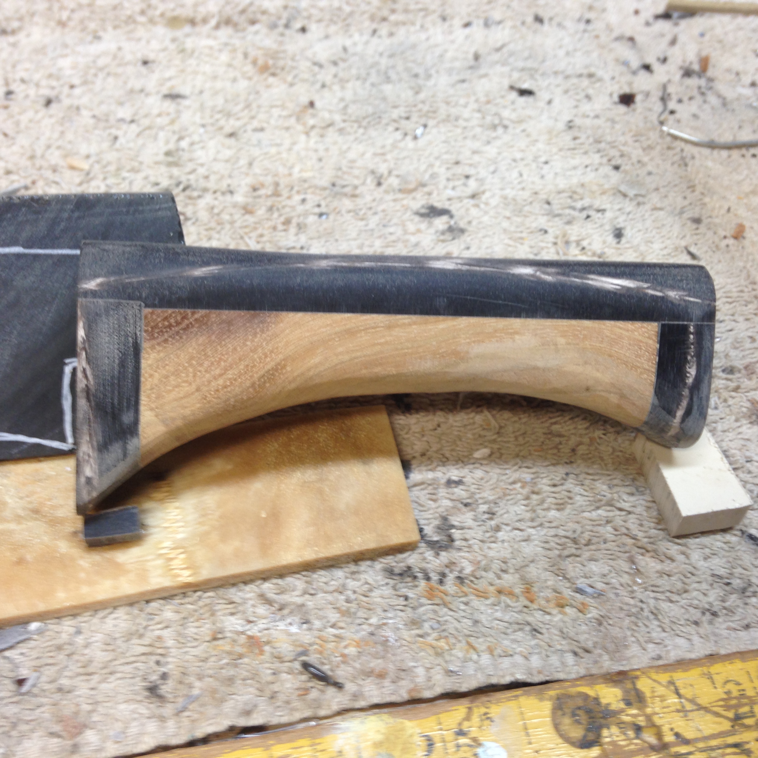 Olive Wood / Buffalo Horn Handle