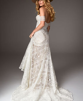 Ash-Gown_back.jpg