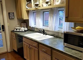 Carriage House-1044-kitchen2-USE THIS ONE-JW.jpg