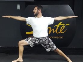 VIRABHADRASANA II – Segunda Postura do Guerreiro Virtuoso