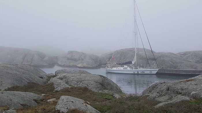 hrimfare_expeditions_NorwayIslandRock.jpg