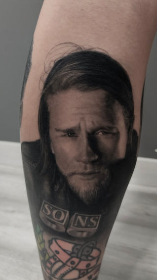 Tatuaje realista de Sons of Anarchy. Tatuaje retrato Barcelona.