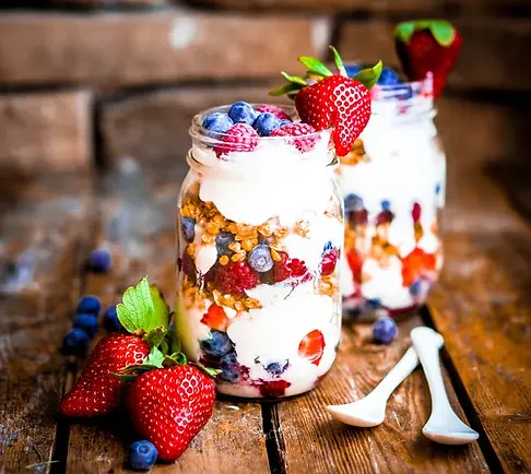 depositphotos_42625199-stock-photo-granola-parfait-with-yogurt-and.jpg