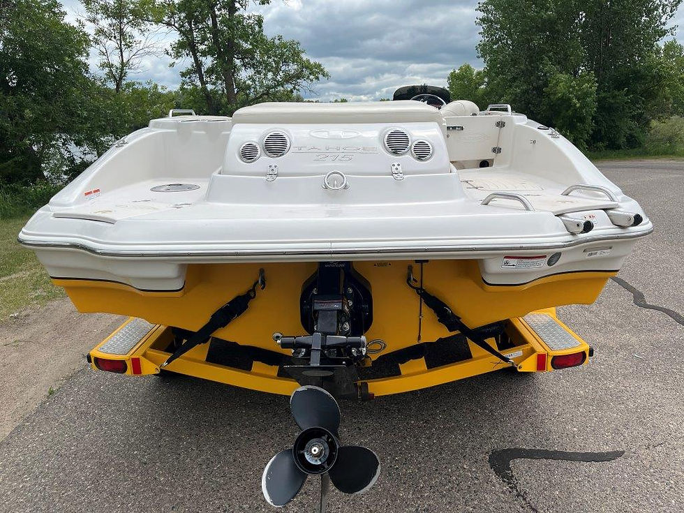 2014 Tahoe 215 Deck Boat centreauto