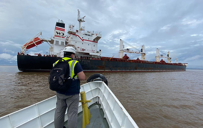 trainer approaching vessel on boat.jpg