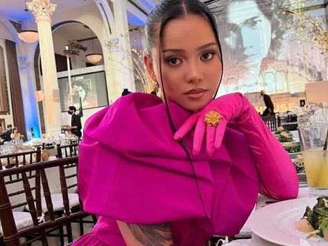 Bella Poarch Pakai Perhiasan Lokal Buatan Indonesia