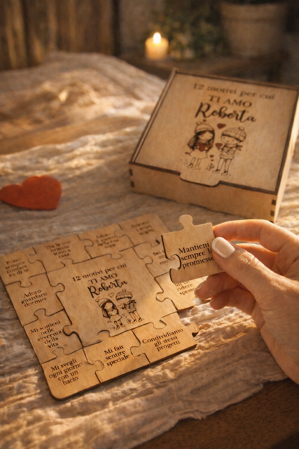 Miniatura: Box in legno personalizzata con puzzle romantico inciso