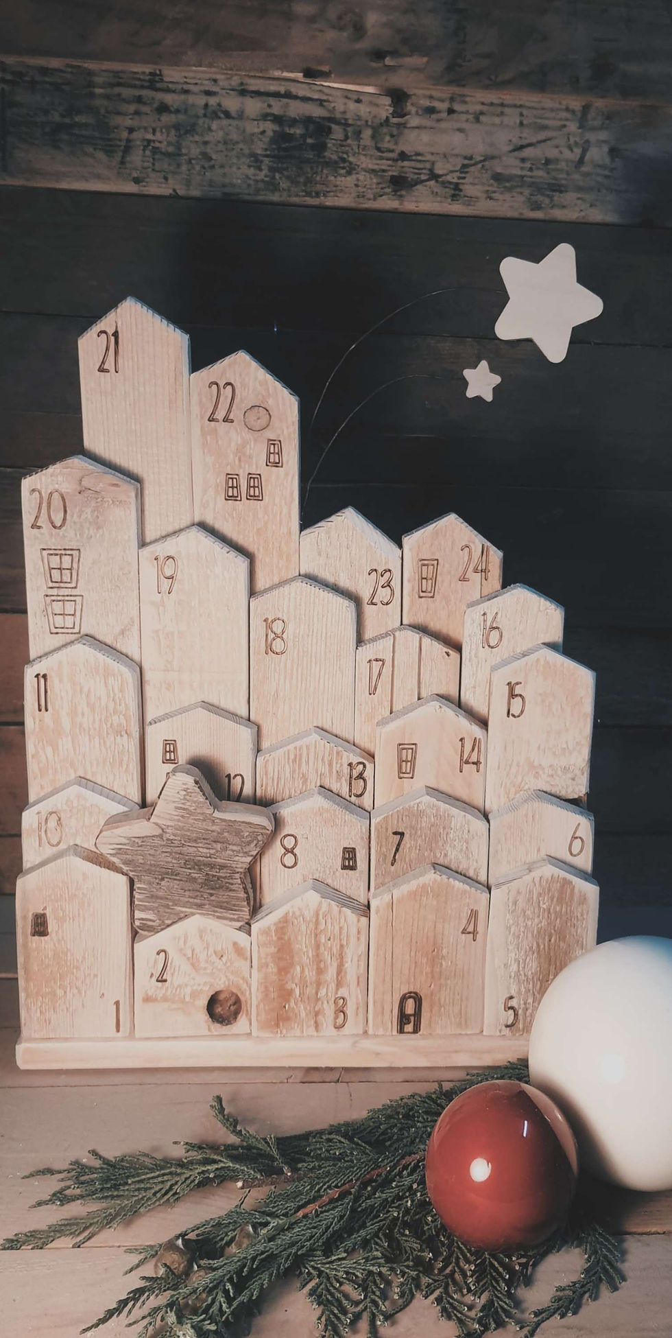 Calendario dell'Avvento in legno artigianale