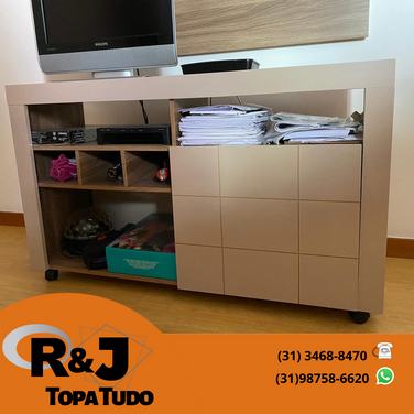 Rack com painel R$380