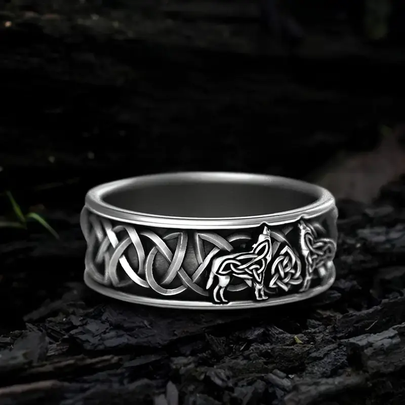 Thumbnail: Men's Vintage Celtic Werewolf Double Wolf Engraved Ring