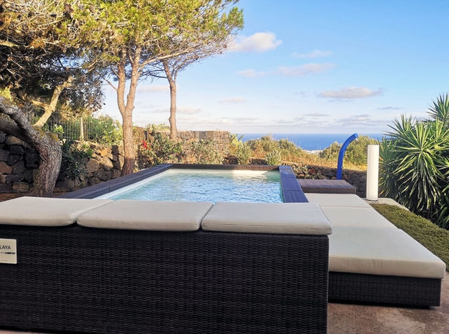 Dammuso Il Carrubo Egoista casa vacanze Pantelleria Sicilia