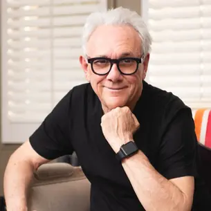 Legendary music producer returns home