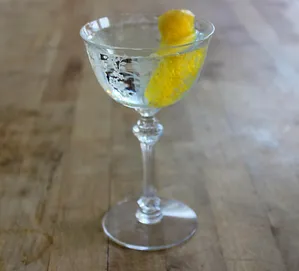 social hour how to make a cocktail