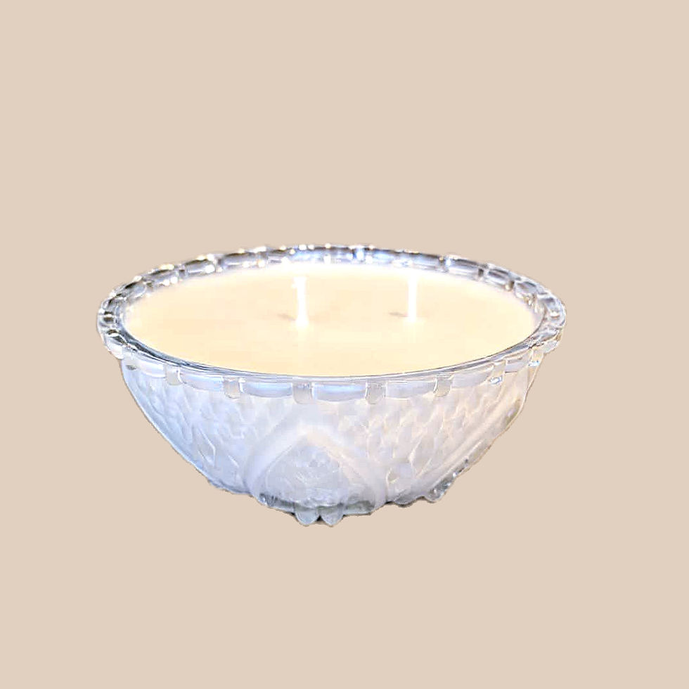 8 oz, Hand-poured Candle, Glass, Ginger, Cardamon, Clove & Cinnamon EO