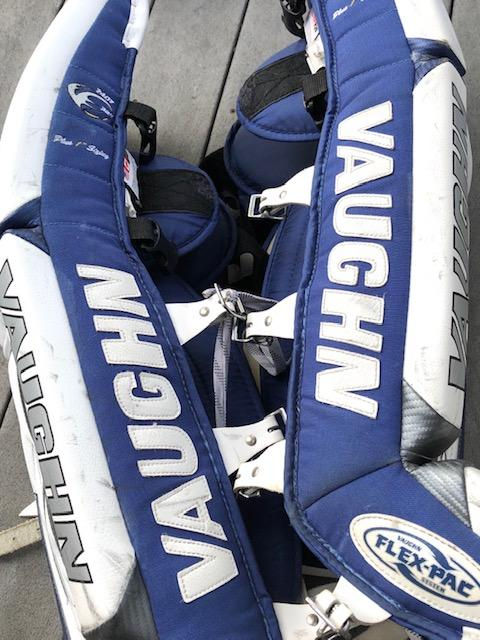 Vaughn goal pad 32+1