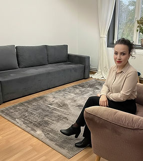 Camelia Cochirleanu – psiholog clinician și consilier psihologic, parte din echipa de medi