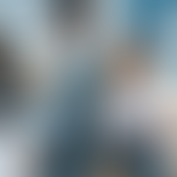 Imagine comparativă split-screen: în stânga, un exemplu de comportament pasiv-agresiv în cuplu cu un bilet sarcastic; în dreapta, o sesiune de psihoterapie la Clinica Blue unde pacienta învață comunicarea asertivă într-un mediu calm și profesionist.