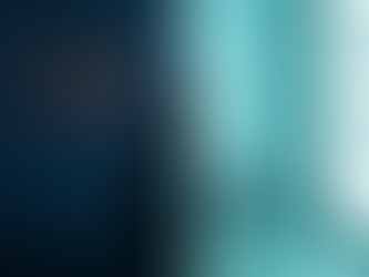 O femeie stă pe un fotoliu, într-o cameră împărțită în două – o jumătate întunecată și una luminoasă – simbolizând lupta interioară dintre confuzie și claritate emoțională. Textul de pe imagine spune: „Nu ești prea sensibilă. Doar ai fost făcută să crezi asta.” Imagine despre gaslighting și manipulare emoțională în psihologie.