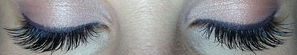 Lash-N-Out eyelash extension