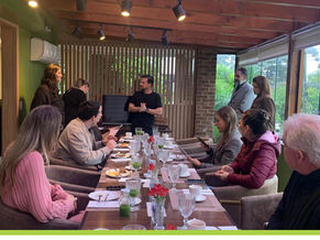 Reunião "Conversando Sobre Turismo" reforça integração entre comércio e setor turístico em Canela