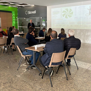 “Construindo Futuros: Uma Visão Local e Colaborativa”