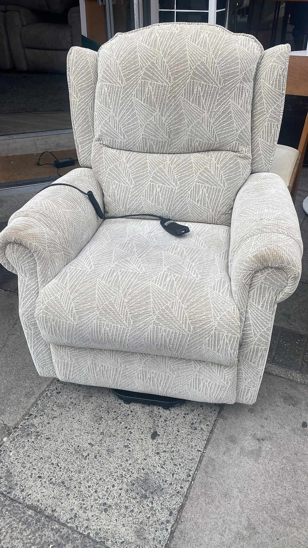 Thumbnail: Rise and recline armchair 