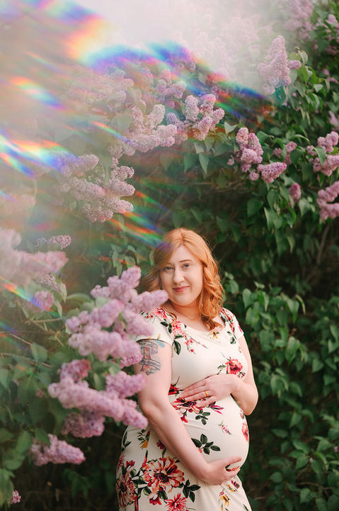 North Central and Northeast Nebraska Photographer, Bekah Scout, Family Photographer, O'Neill, Norfolk, Lincoln, Omaha, good unique bold colorful timeless photography - spring maternity picture