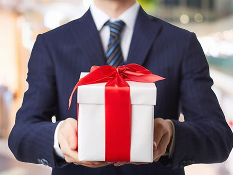 Gift Giving 101 - For Bosses, that is!