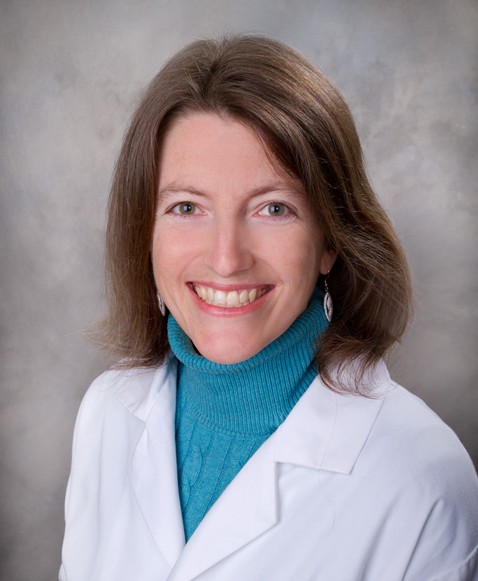 Nicole Headshot .jpg