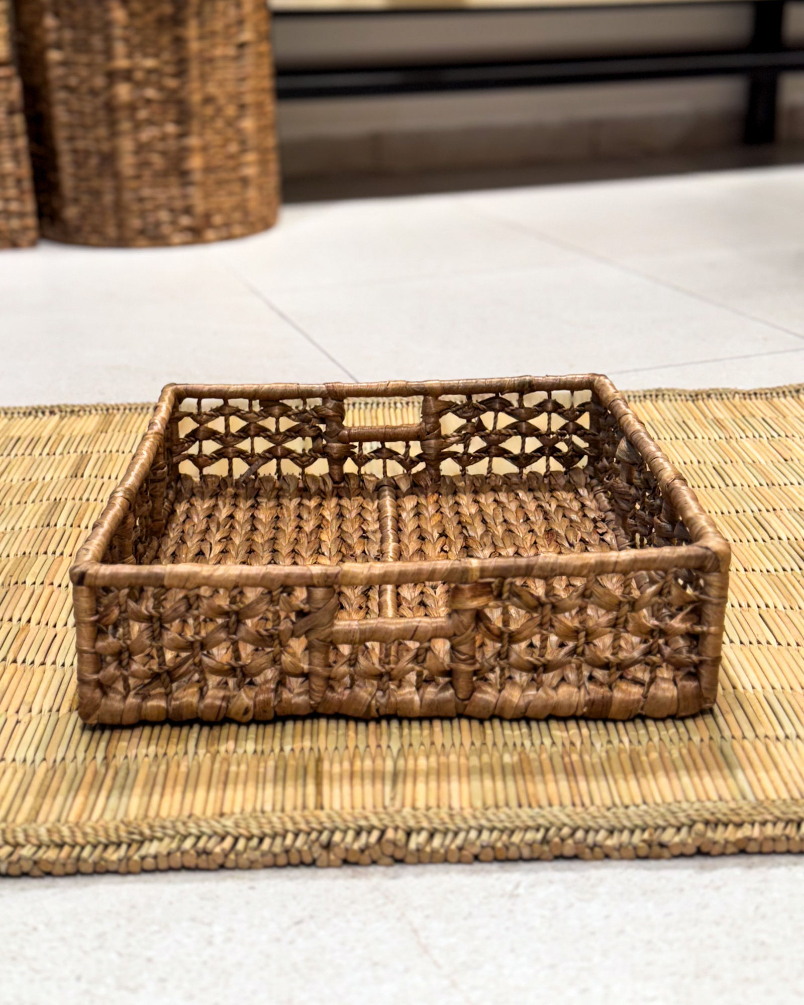 Square Utility Tray Water Hyacinth