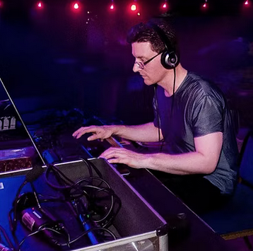 Screenshot 2025-12-20 at 13-26-55 MUSIC & DJs LUX Dance Weekend.png