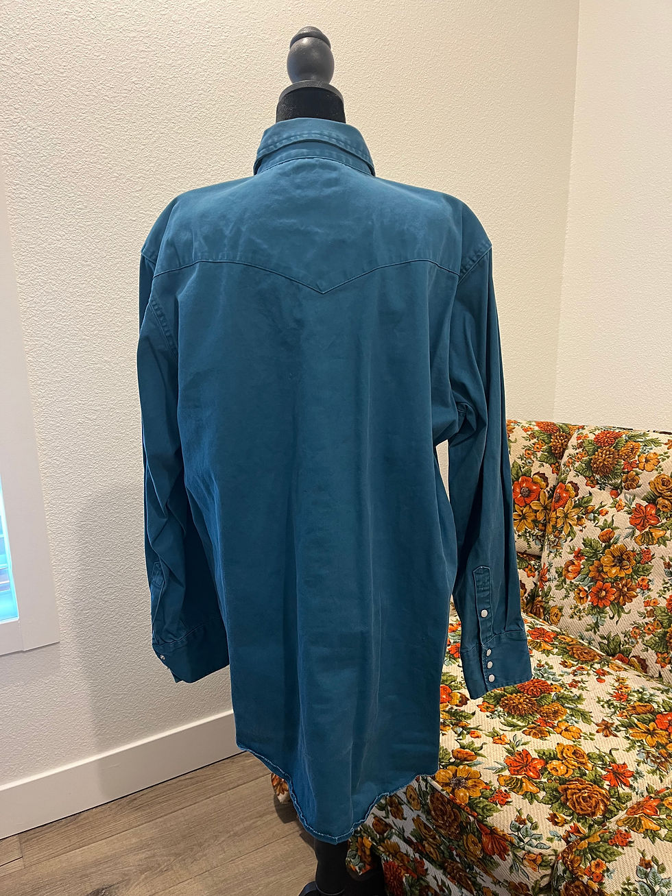 Thumbnail: Wrangler brushpopper button down men’s size XL Tall