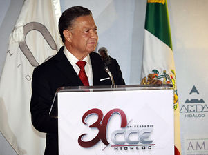 Empresarias y empresarios, fundamentales en la transformación de Hidalgo: Julio Menchaca.