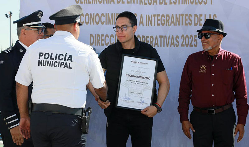 Reconocen trayectoria, mérito y valor de integrantes de la SSPTyV de Pachuca.