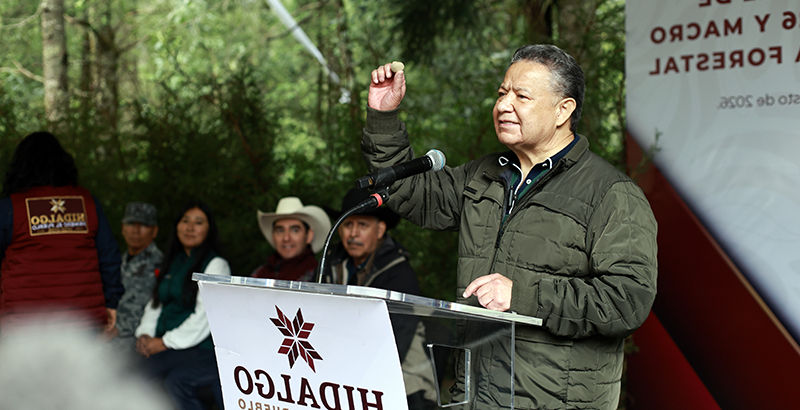 Julio Menchaca entrega dos millones de plantas para reforestar los 84 municipios